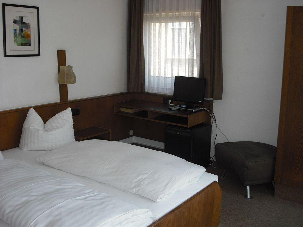 Hotel Wiesbadener Hof Στουτγκάρδη Εξωτερικό φωτογραφία